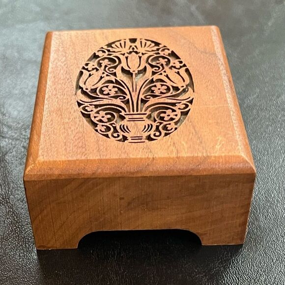 Wooden Decorative Music Box - Picture 1 of 10